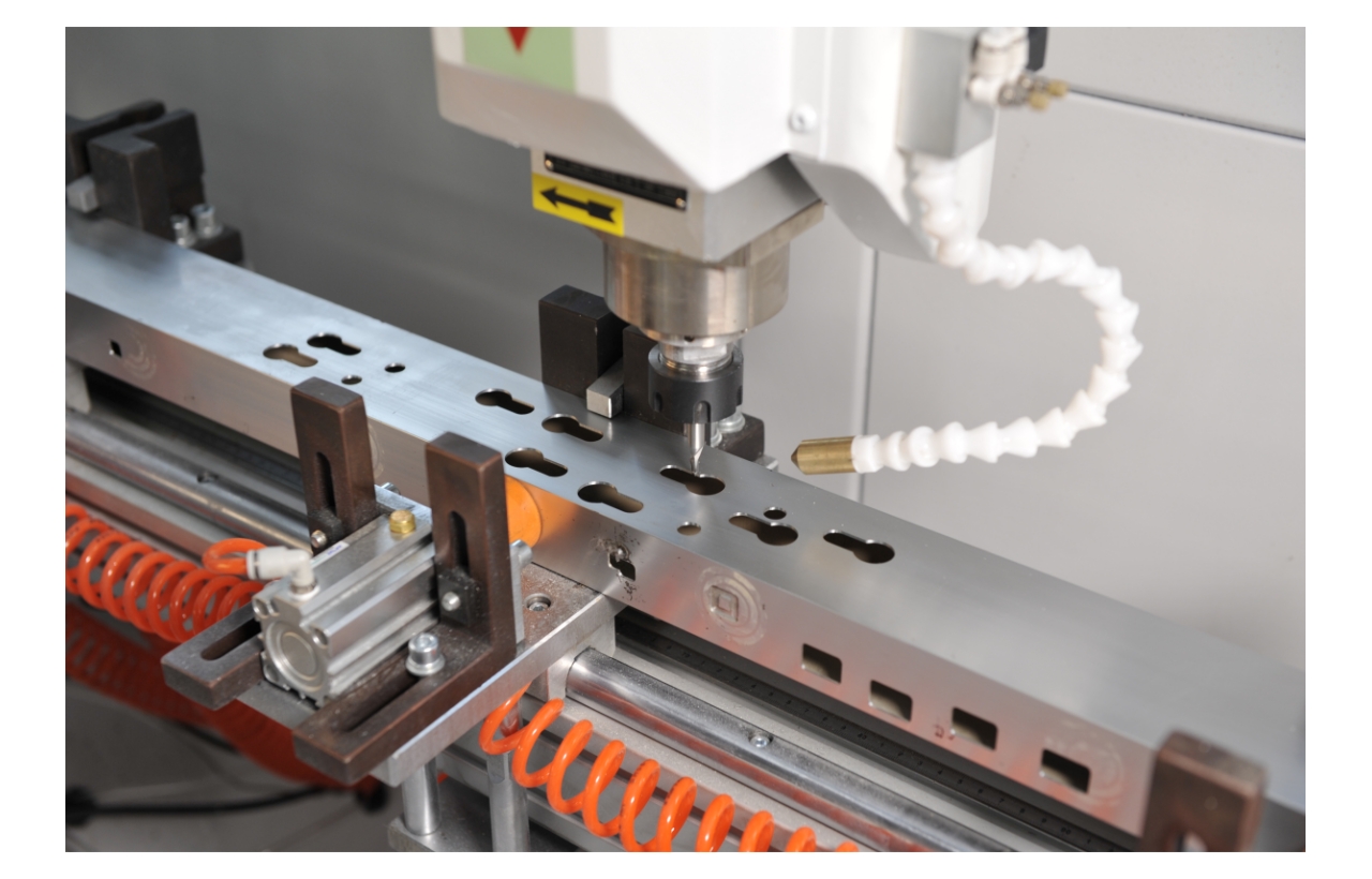 CNC Milling and Drilling Machine （Rotary worktable）