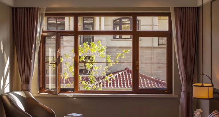 Should you replace aluminum windows?