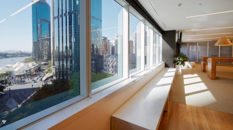 How to make aluminium doors and windows